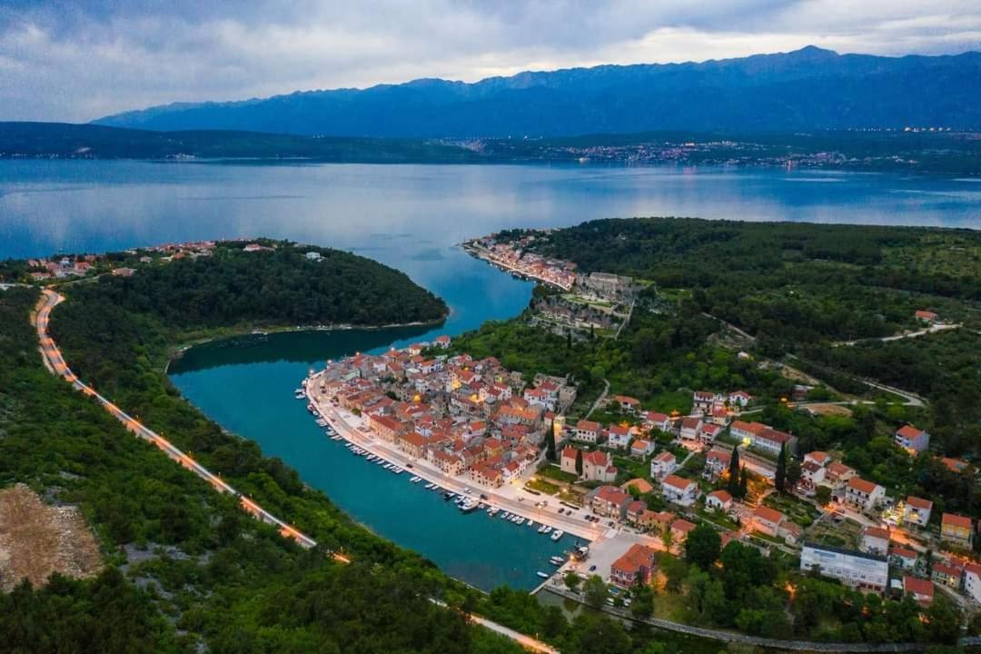 Apartments Cetiri Sestrice Novigrad  Eksteriør bilde