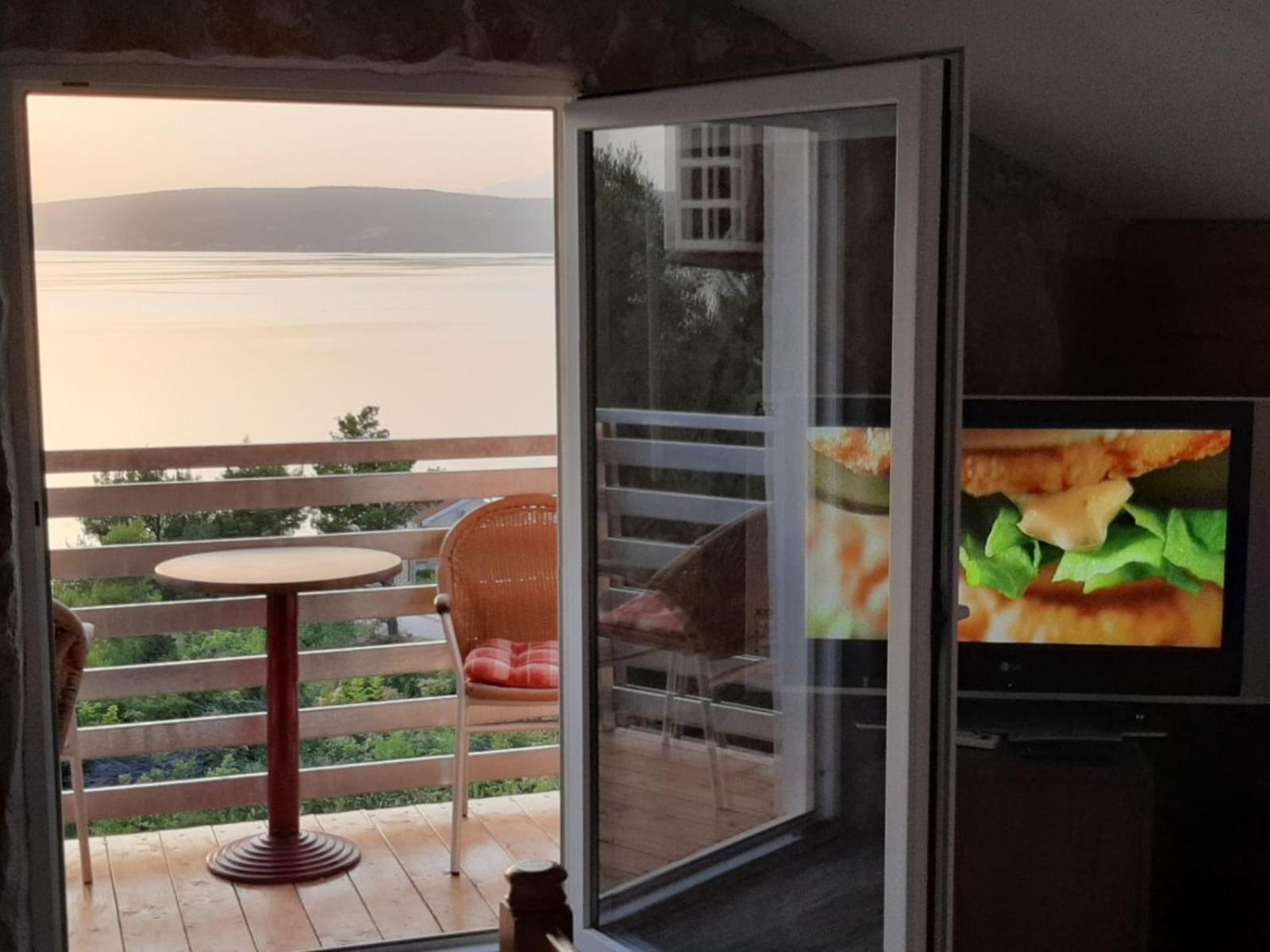 Apartments Cetiri Sestrice Novigrad  Eksteriør bilde