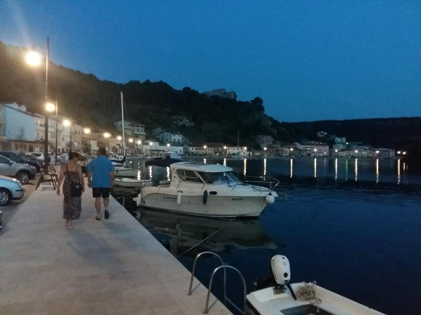 Apartments Cetiri Sestrice Novigrad  Eksteriør bilde